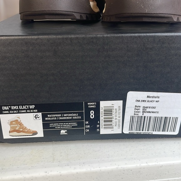 Sorel Ona Rmx Glacy Faux Fur Waterproof Bootie: Size 8/ Color Sea Salt - Picture 12 of 12